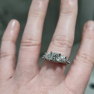 Diamond 14k White Gold Engagement Wedding Anniversary Ring